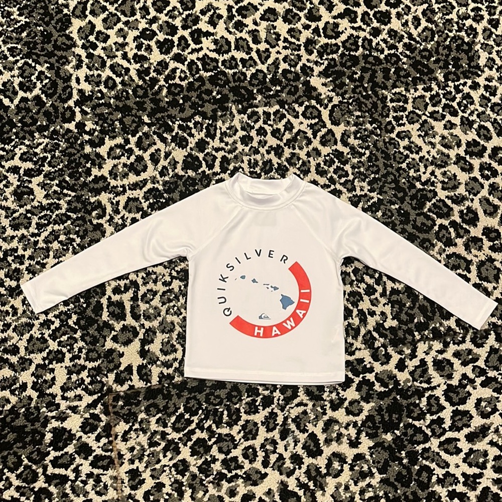 NWOT Toddler Quicksilver Rash Guard